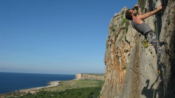 Palinuro Klippen - 10 Top Kletterorte in Italien - Ecobnb