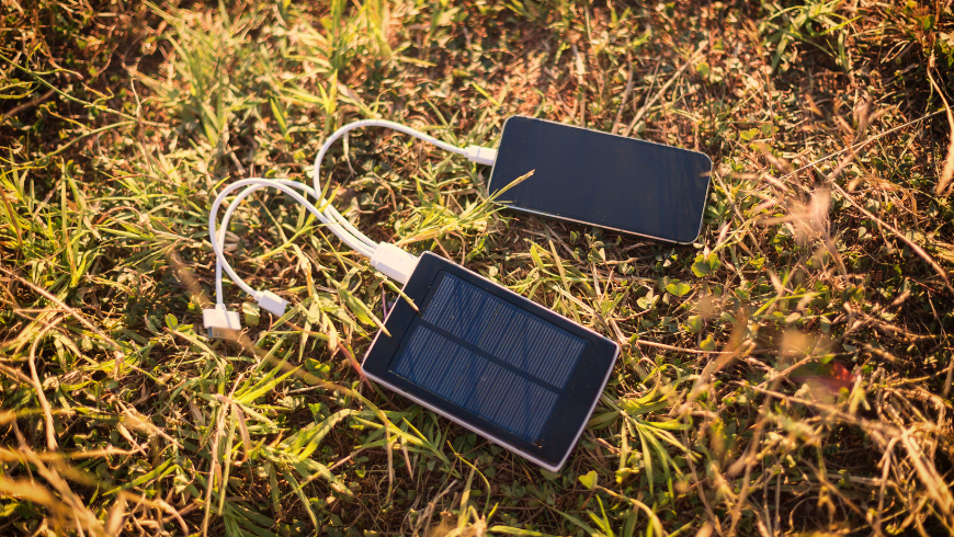 Solarladegeräte, ein nützliches Geschenk für umweltbewusste Reisende